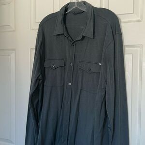 Vuori button Up long sleeve Large Grey